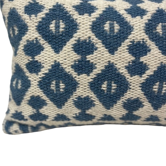 Magnolia Home Joanna Gaines Blue Ivory Wool Blend Loloi Pillow - Picture 2 of 8